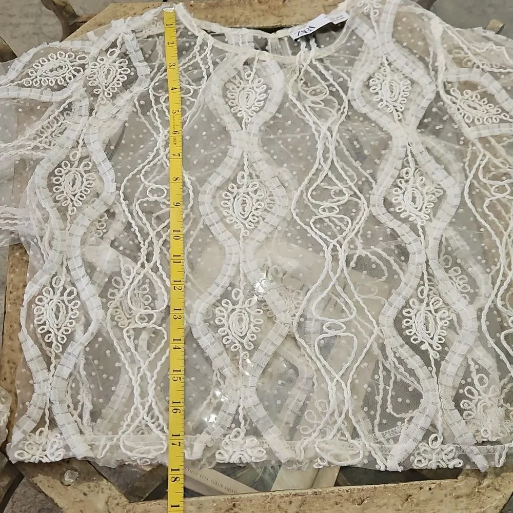 Zara Cream Lace Long Sleeve Cropped Whimsigoth Top Size Small